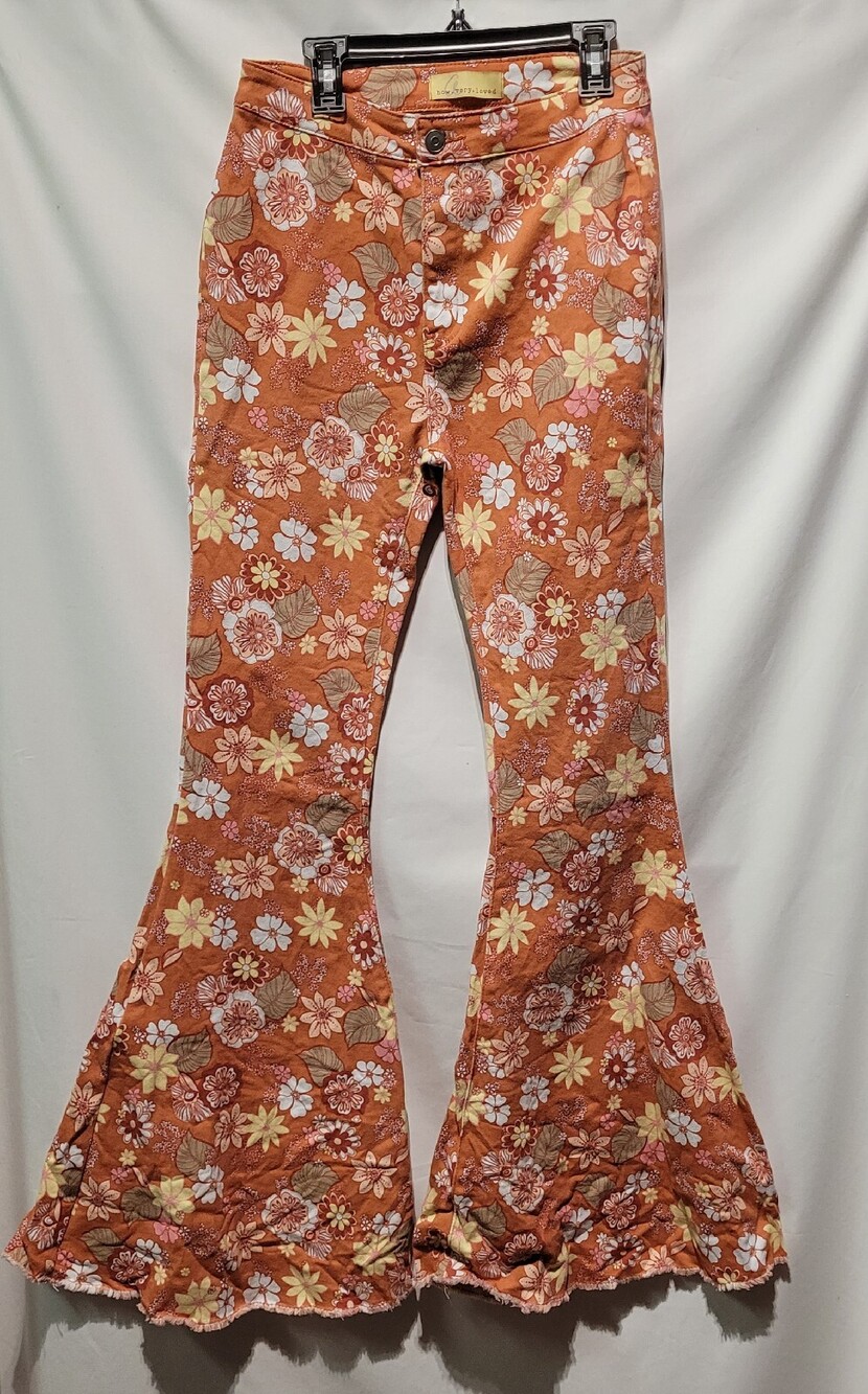 how.very.loved Women's Size Medium Retro Floral Denim Flared Bell Bottom Jeans